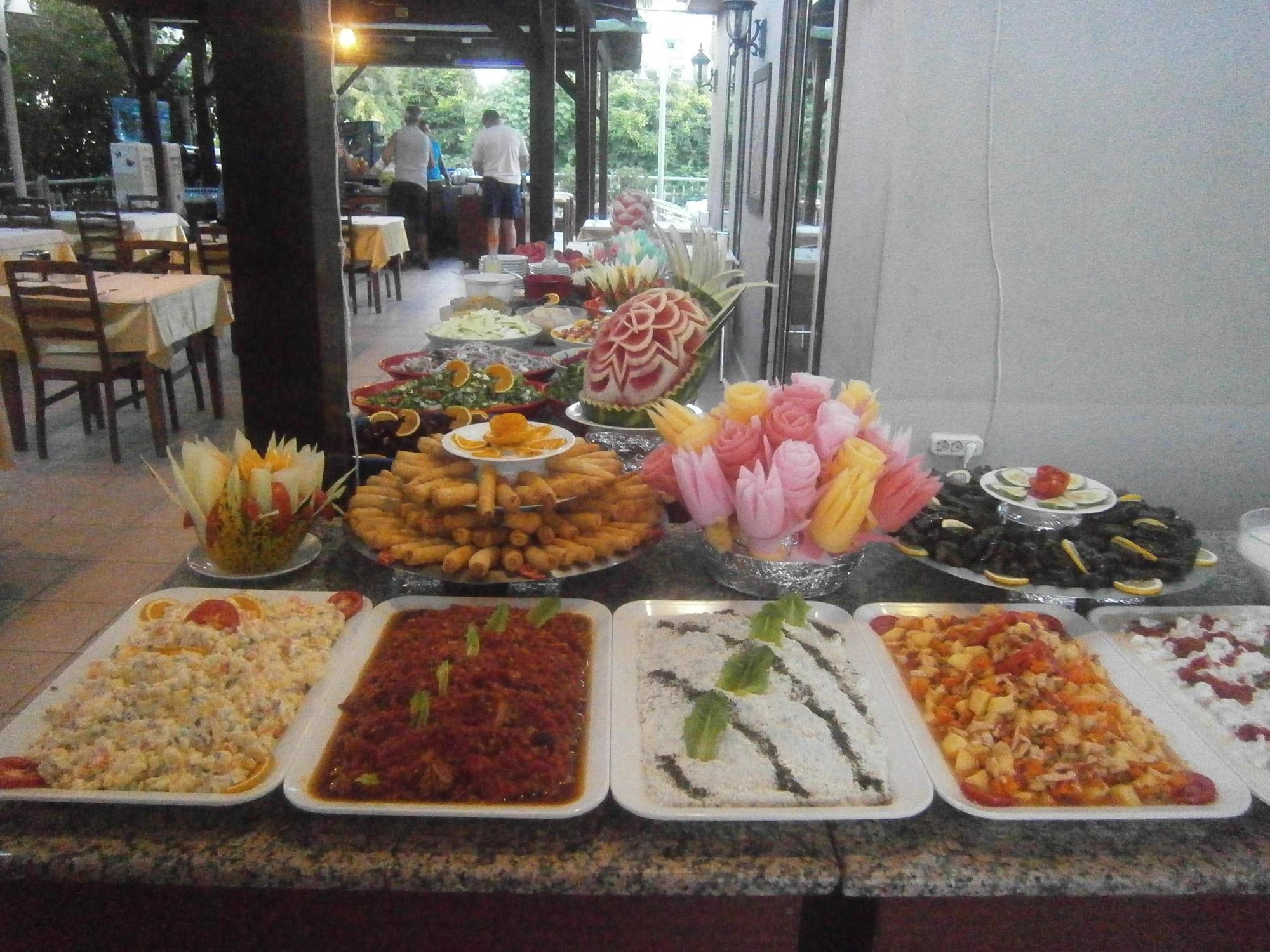 Nar Hotel เกเมร์ ภายนอก รูปภาพ