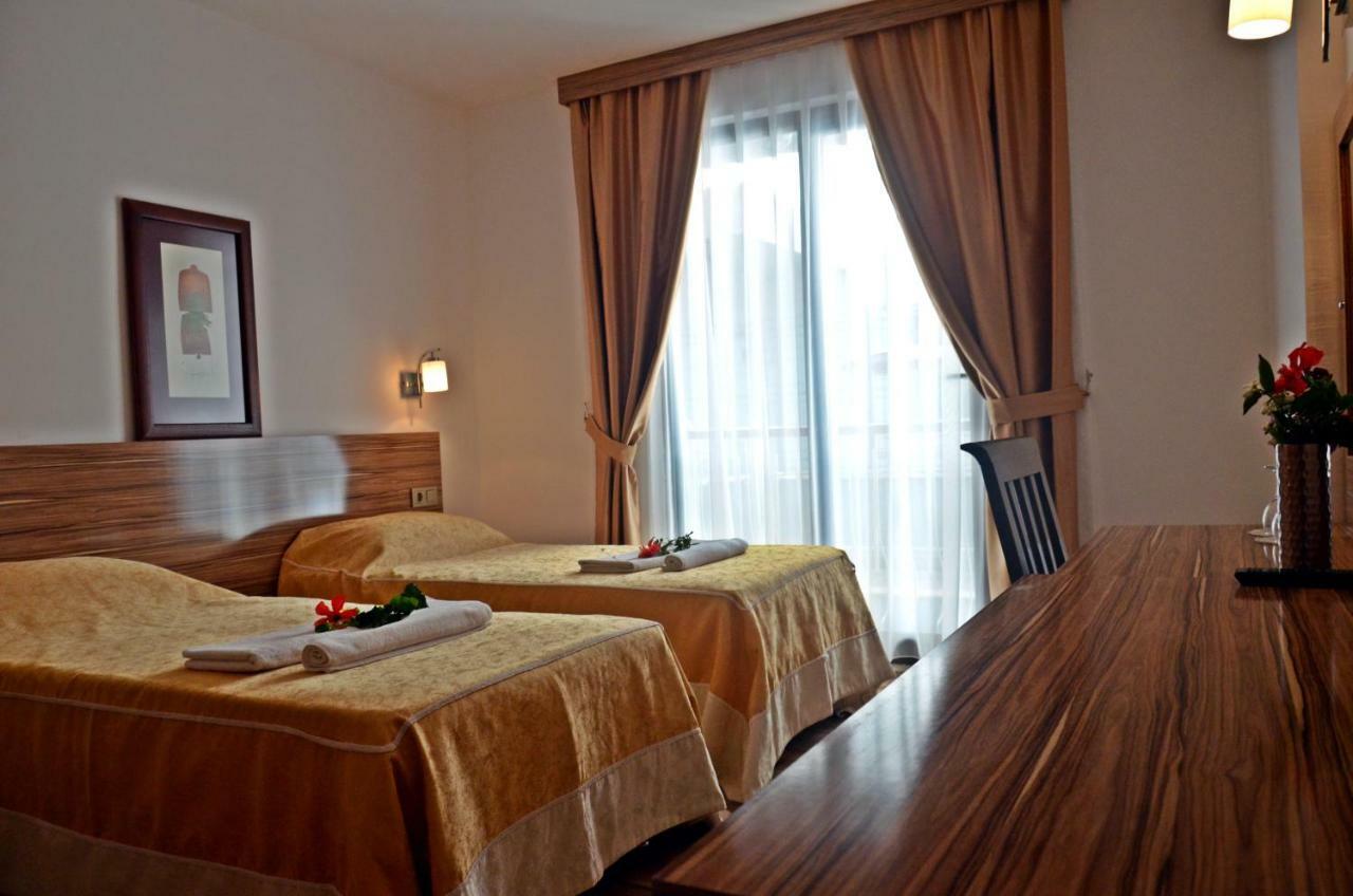 Nar Hotel เกเมร์ ภายนอก รูปภาพ